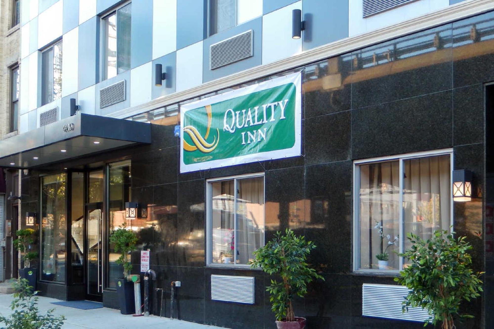 2 Solid 3-Star Hotels Near Grand Prospect Hall, Brooklyn