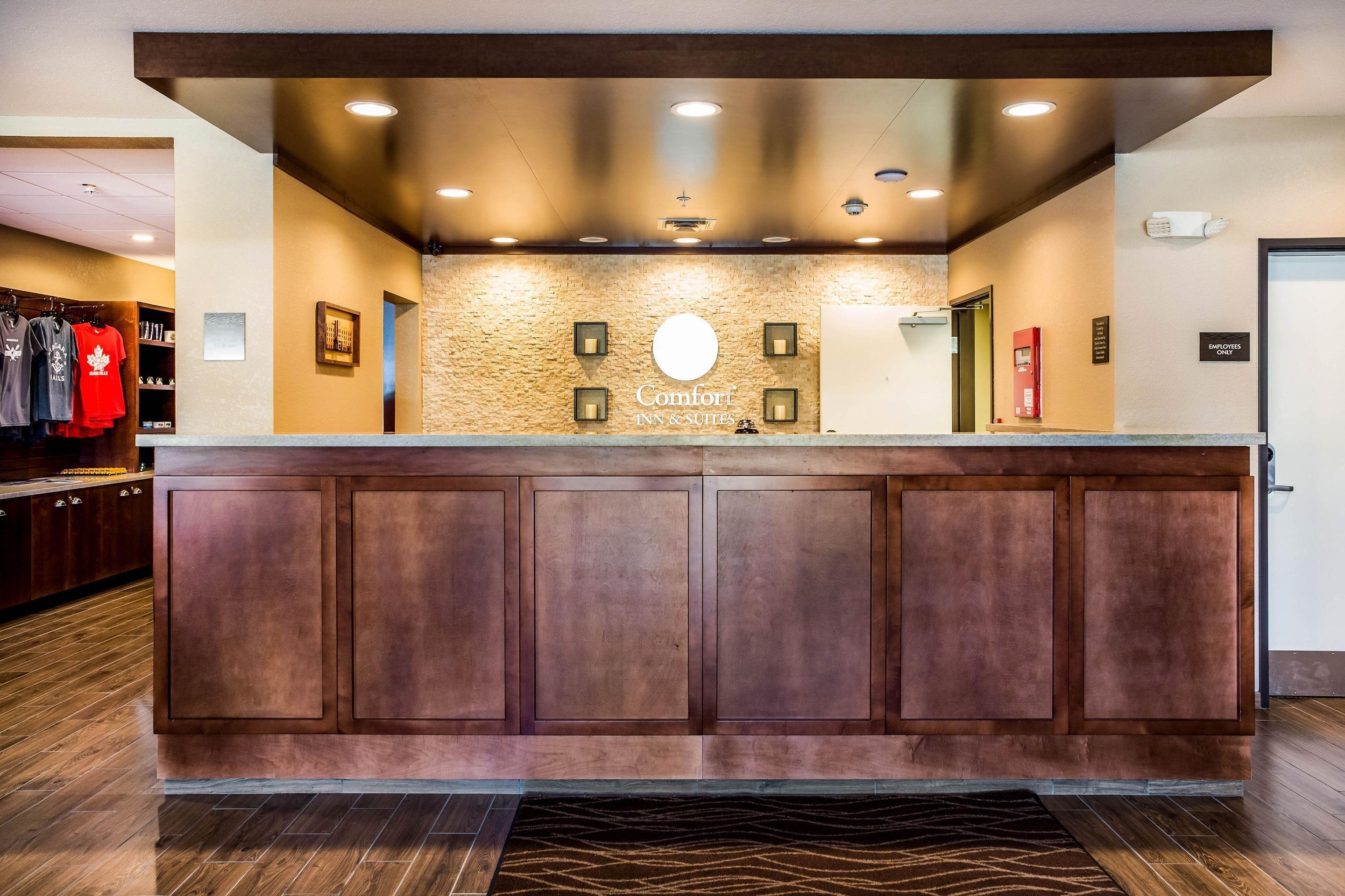 4 Smart 2-Star Hotels Near Gratwick Waterfront Park Worth Booking