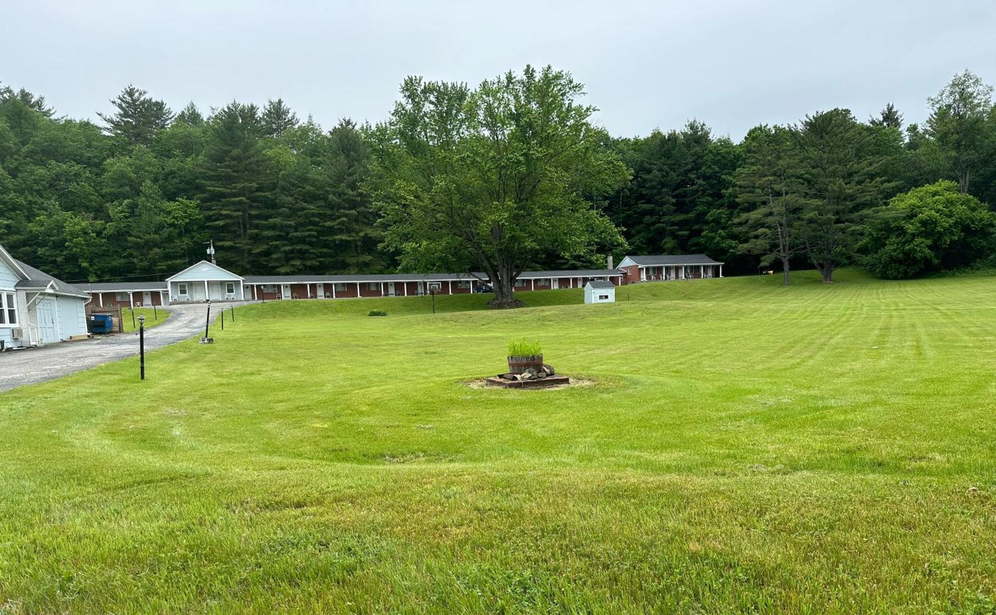 4 Budget Hotels Near Stratton Mountain Resort Worth Booking