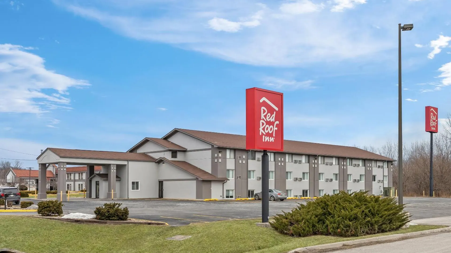 Where to Stay Near O'Neil Park Rock: 4 Budget Hotels in Ames