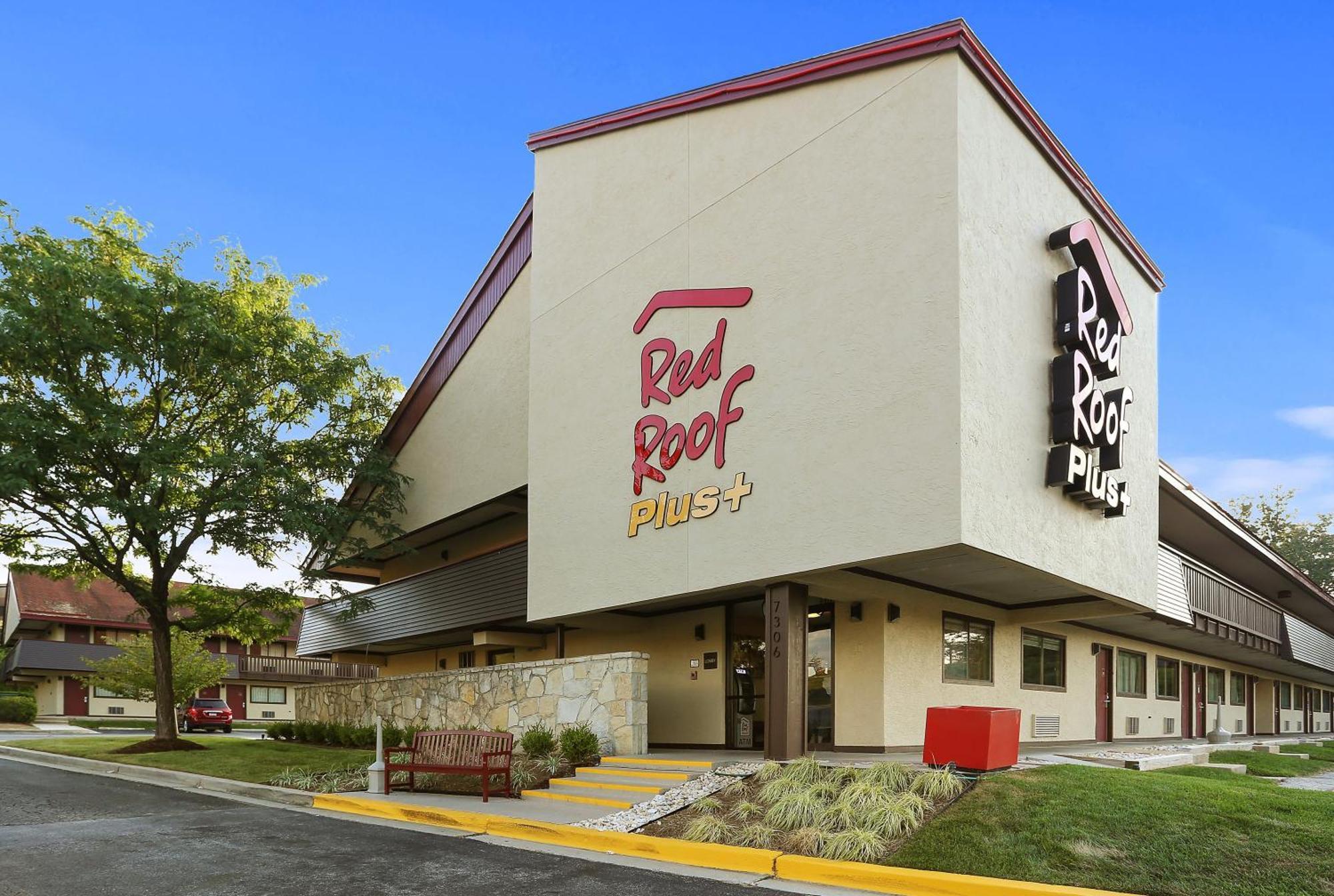 6 Best Golf Hotels Near Timbers at Troy for Easy Course Access