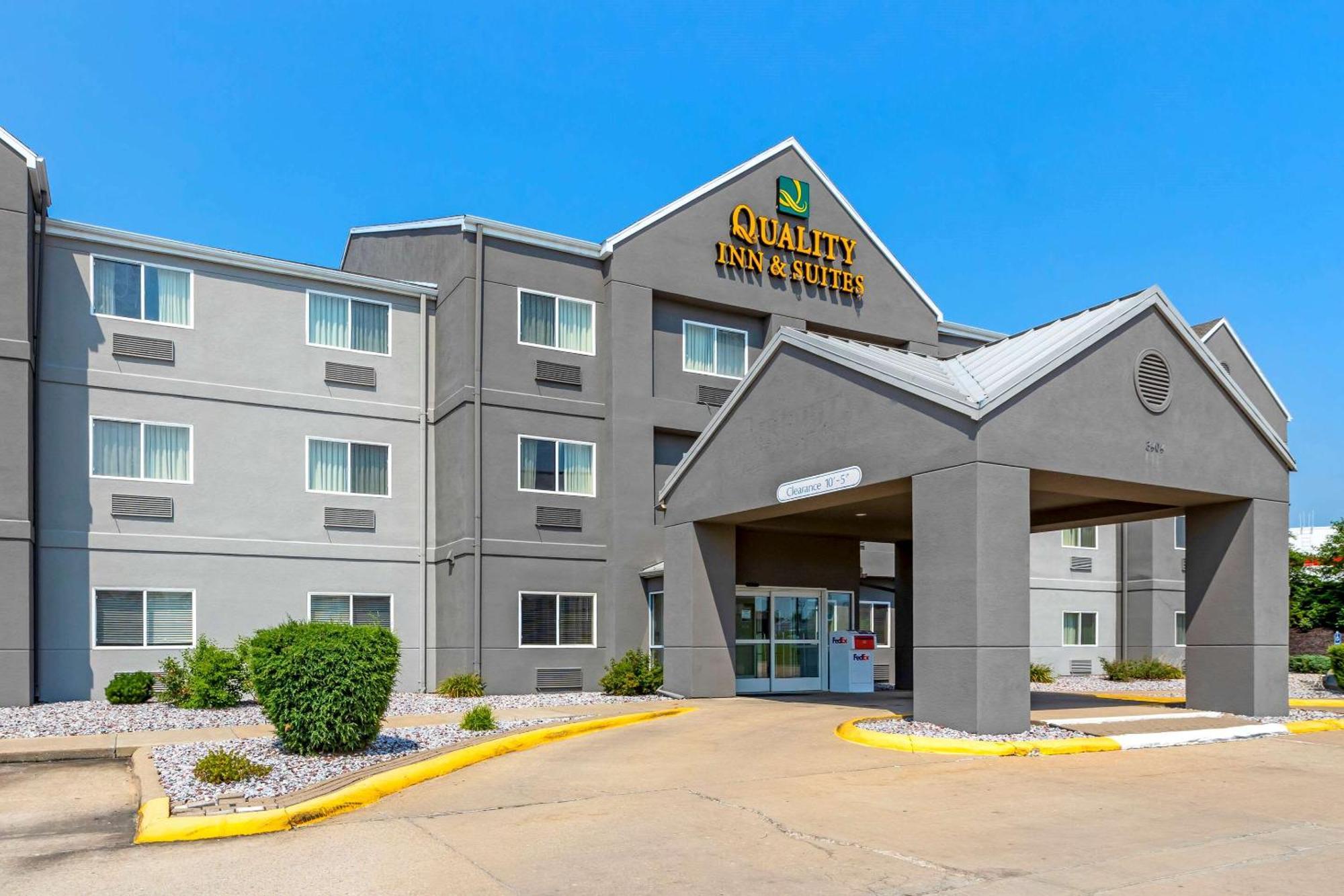 15 Top-Rated 3-Star Hotels in Iowa Worth Booking